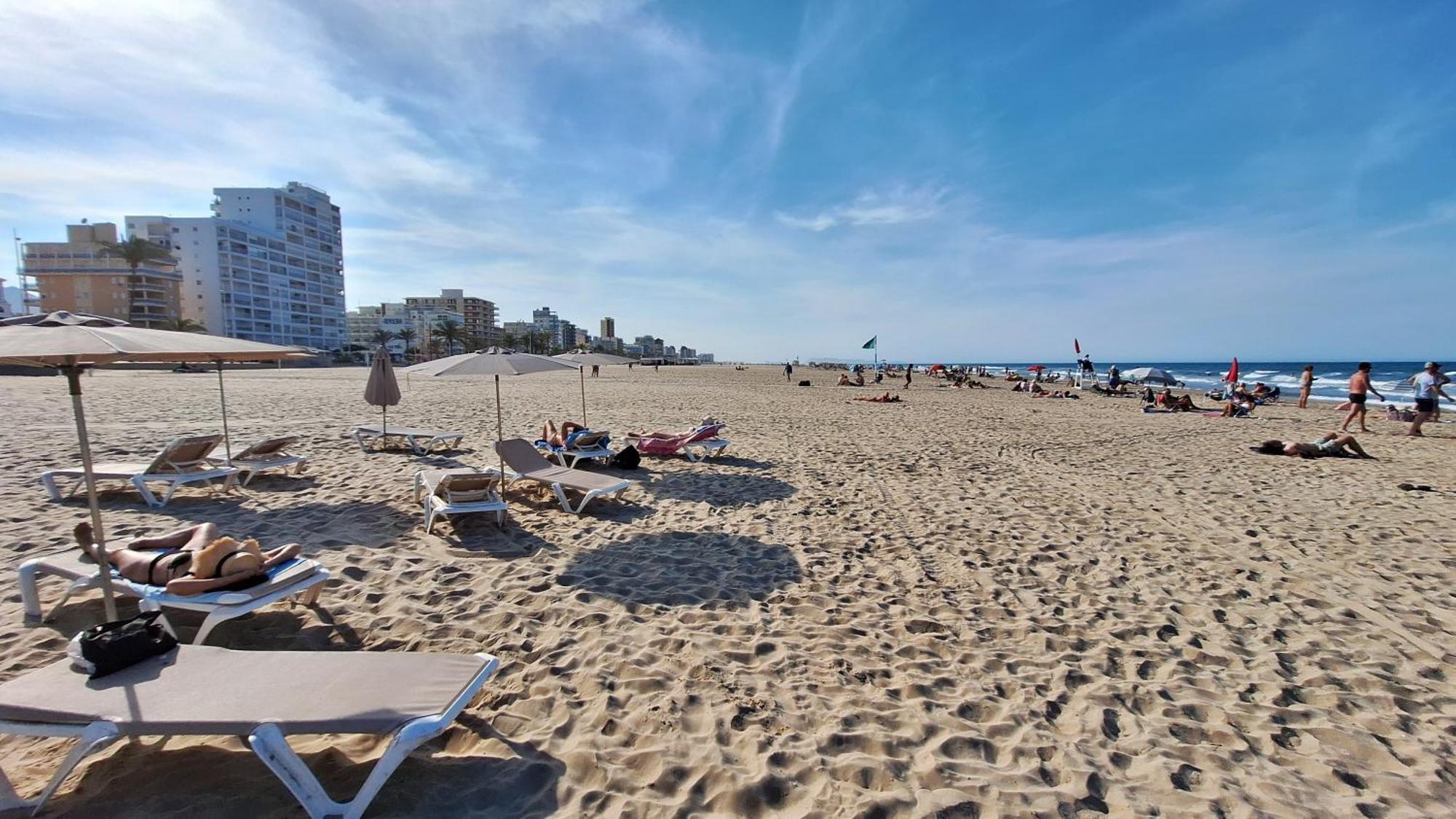 Preciosos Apartamentos Caracola EN LA PRIMERA LINEA DE LA PLAYA DE Gandía Exterior foto