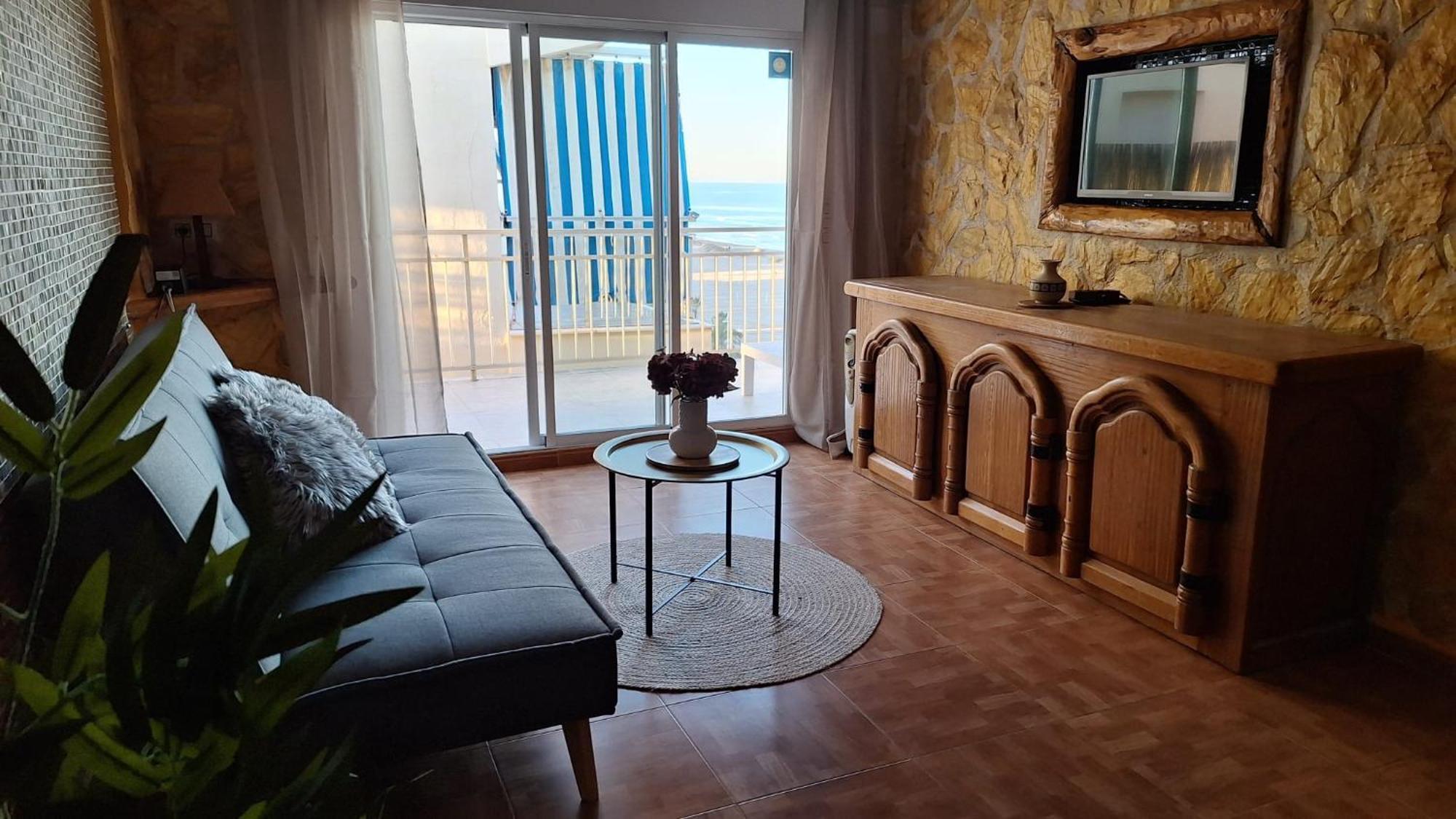 Preciosos Apartamentos Caracola EN LA PRIMERA LINEA DE LA PLAYA DE Gandía Exterior foto